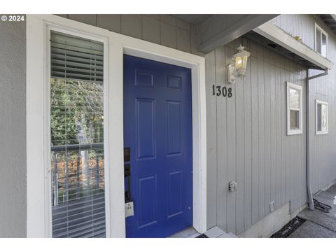 A home in Oregon City