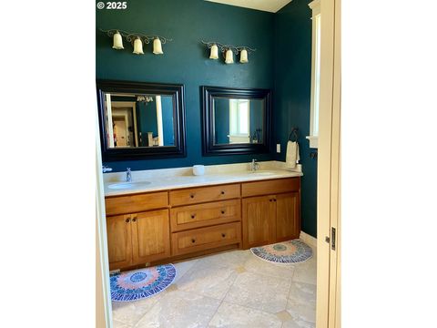 Tiny photo for 625 St Andrews Loop, Creswell, OR 97426 (MLS # 781676650)
