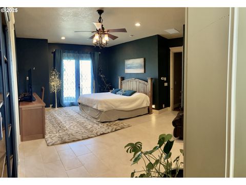 Tiny photo for 625 St Andrews Loop, Creswell, OR 97426 (MLS # 781676650)