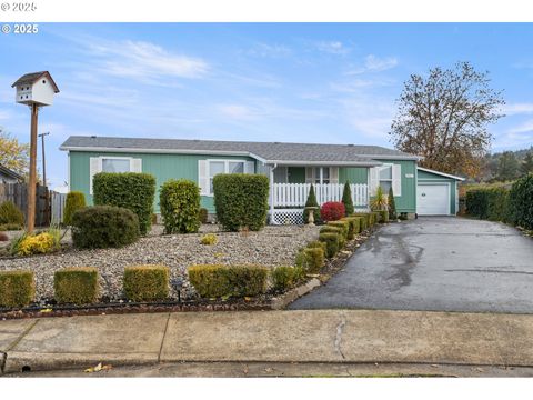 281 HEAVENLY CT Sutherlin OR 97479