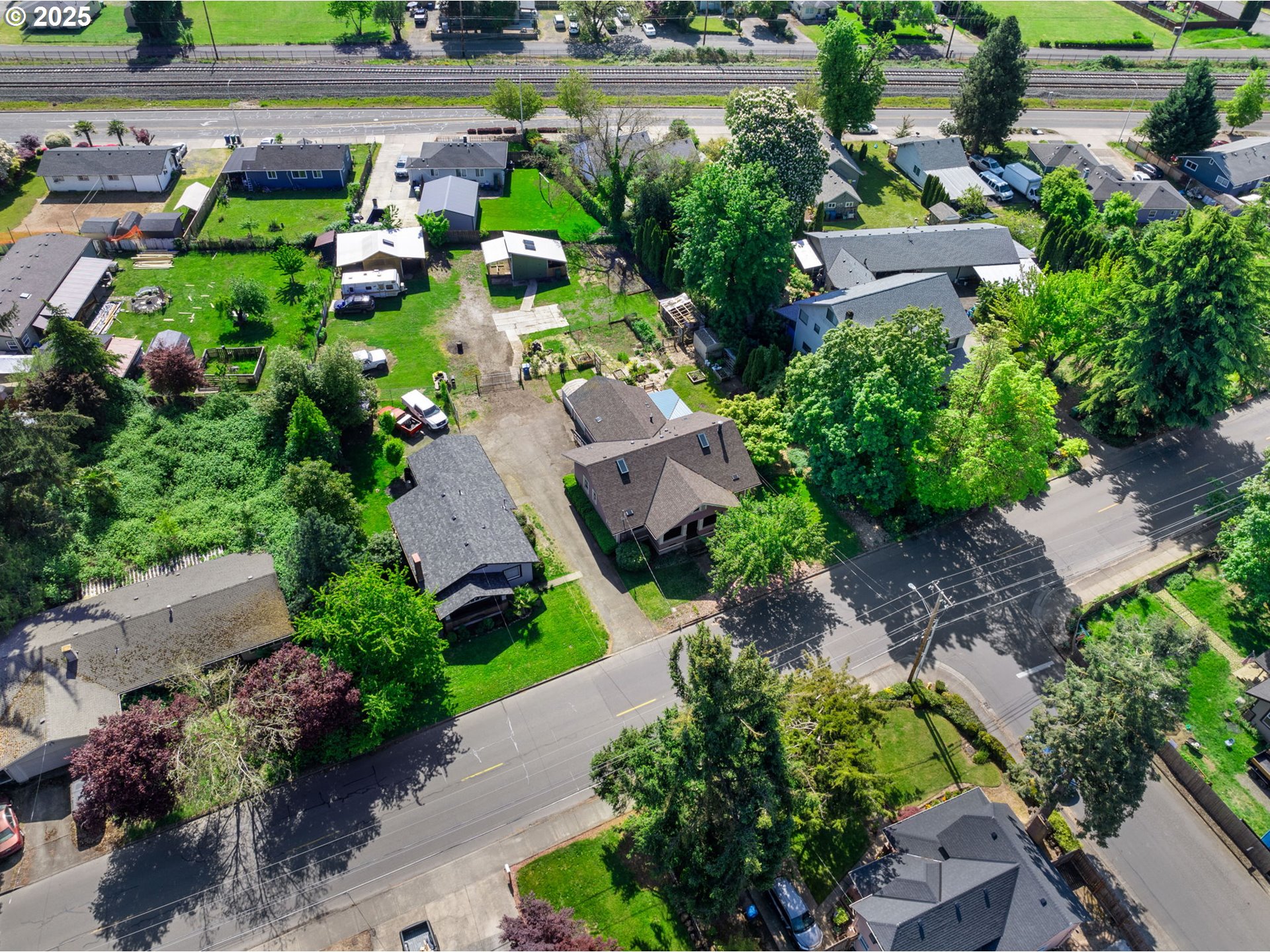 Woodburn, Oregon 97071, United States, 4 Bedrooms Bedrooms, ,2 BathroomsBathrooms,Residential,Active,128485