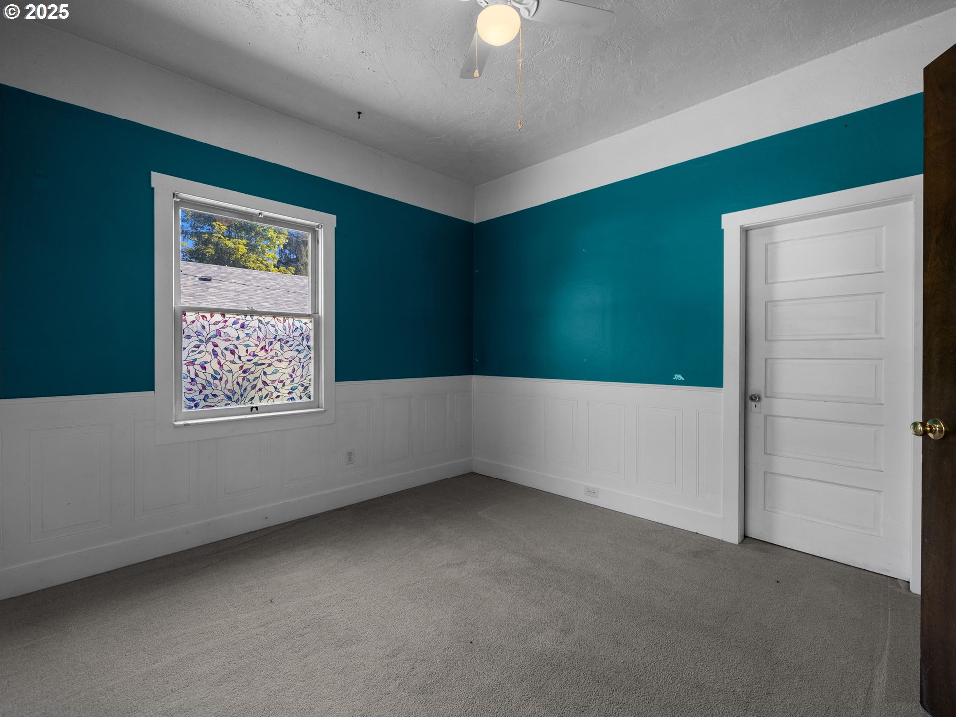 Woodburn, Oregon 97071, United States, 4 Bedrooms Bedrooms, ,2 BathroomsBathrooms,Residential,Active,128485