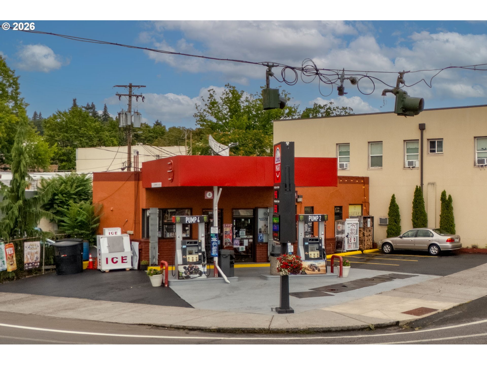207 NE 3RD AVE