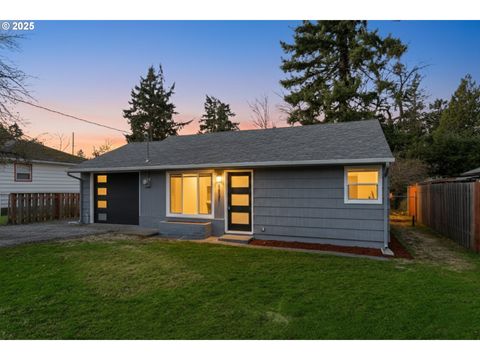 8531 SE 88TH AVE Portland OR 97266