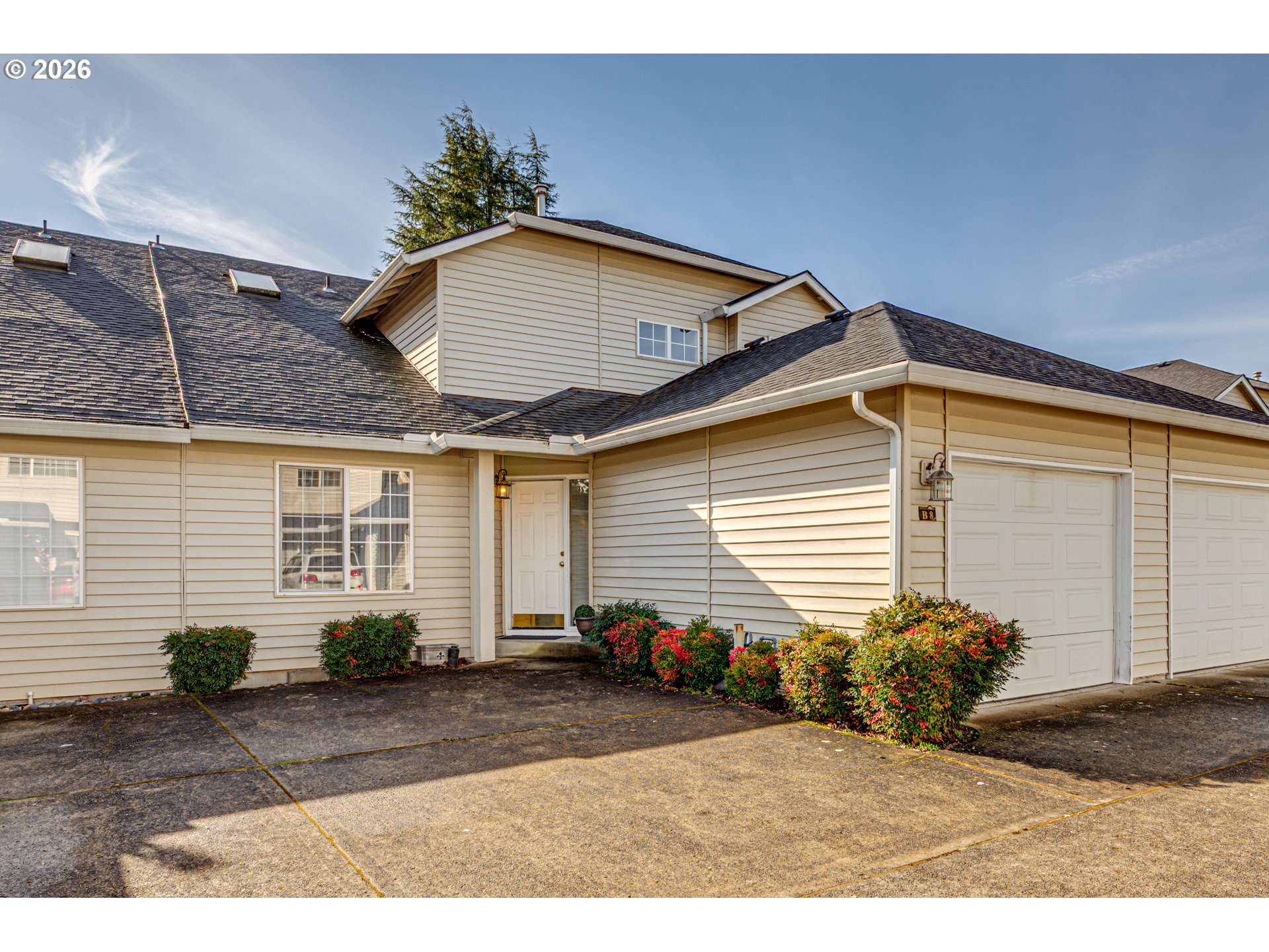 Photo 1 of 21 — 13801 NW 10TH CT B8, Vancouver, WA 98685