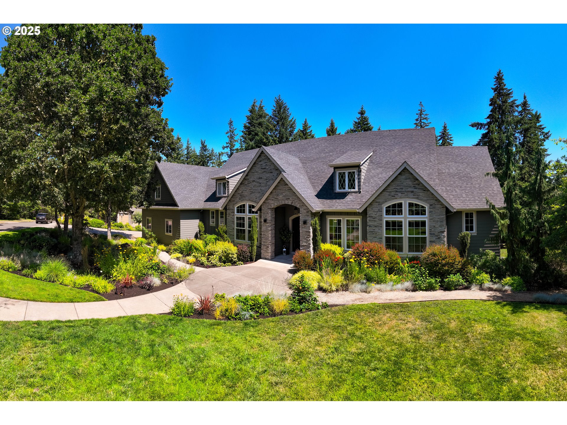 3944 LOS ALTOS LN