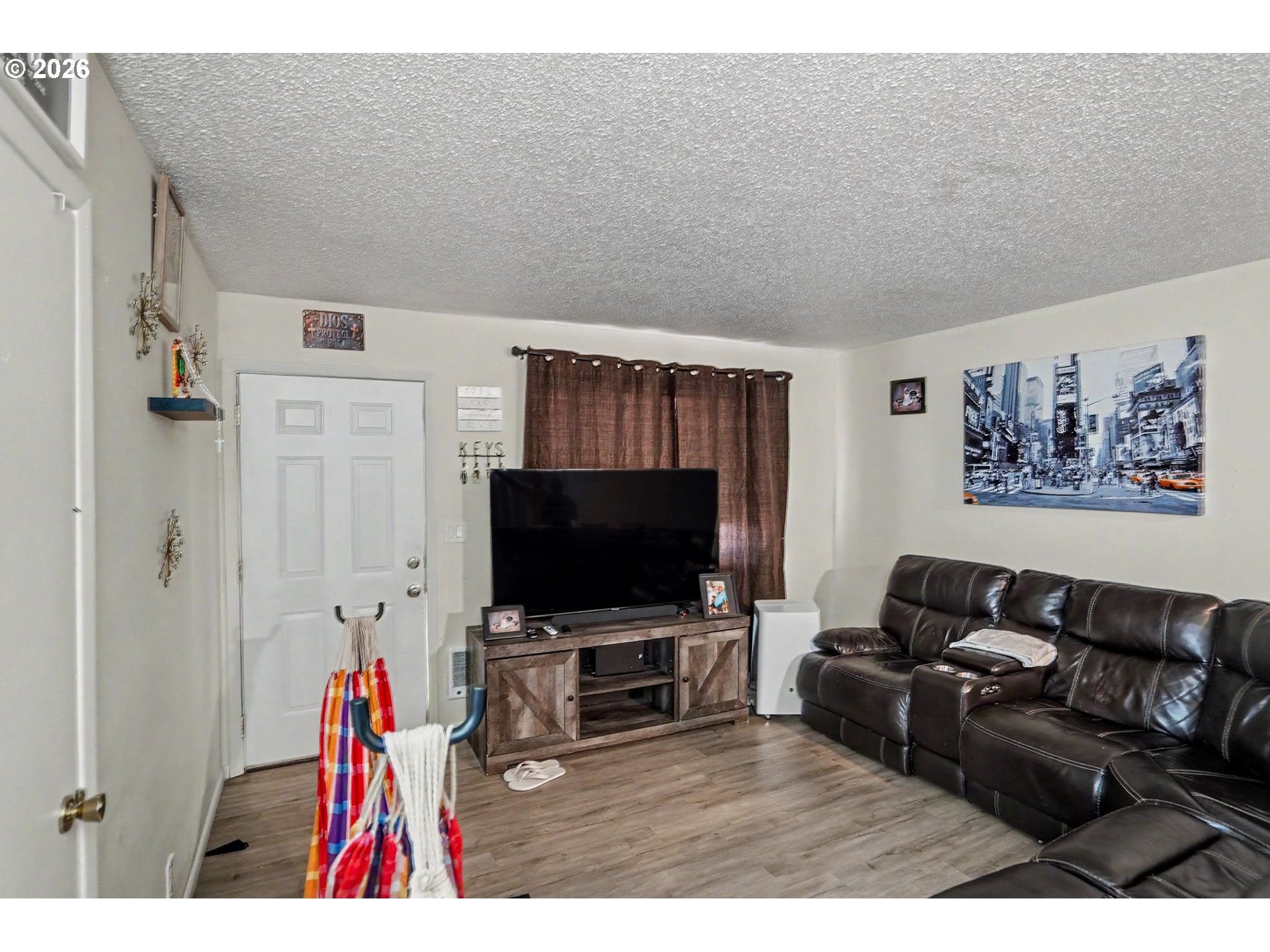 1848 Lansing AVE NE