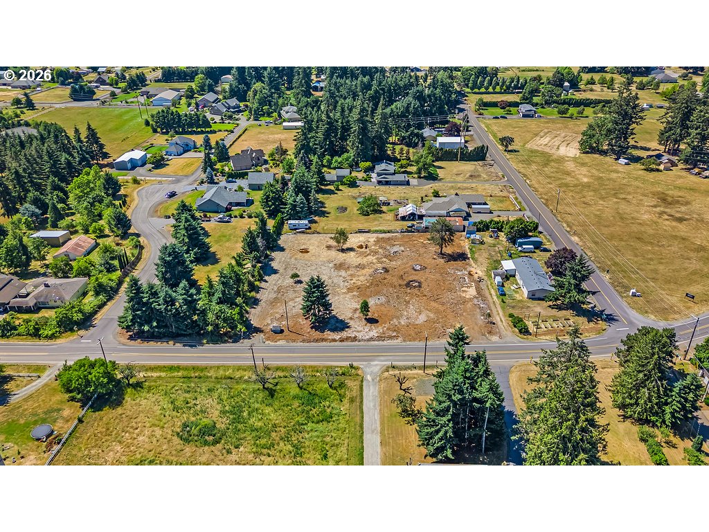7442 MACLEAY RD SE
