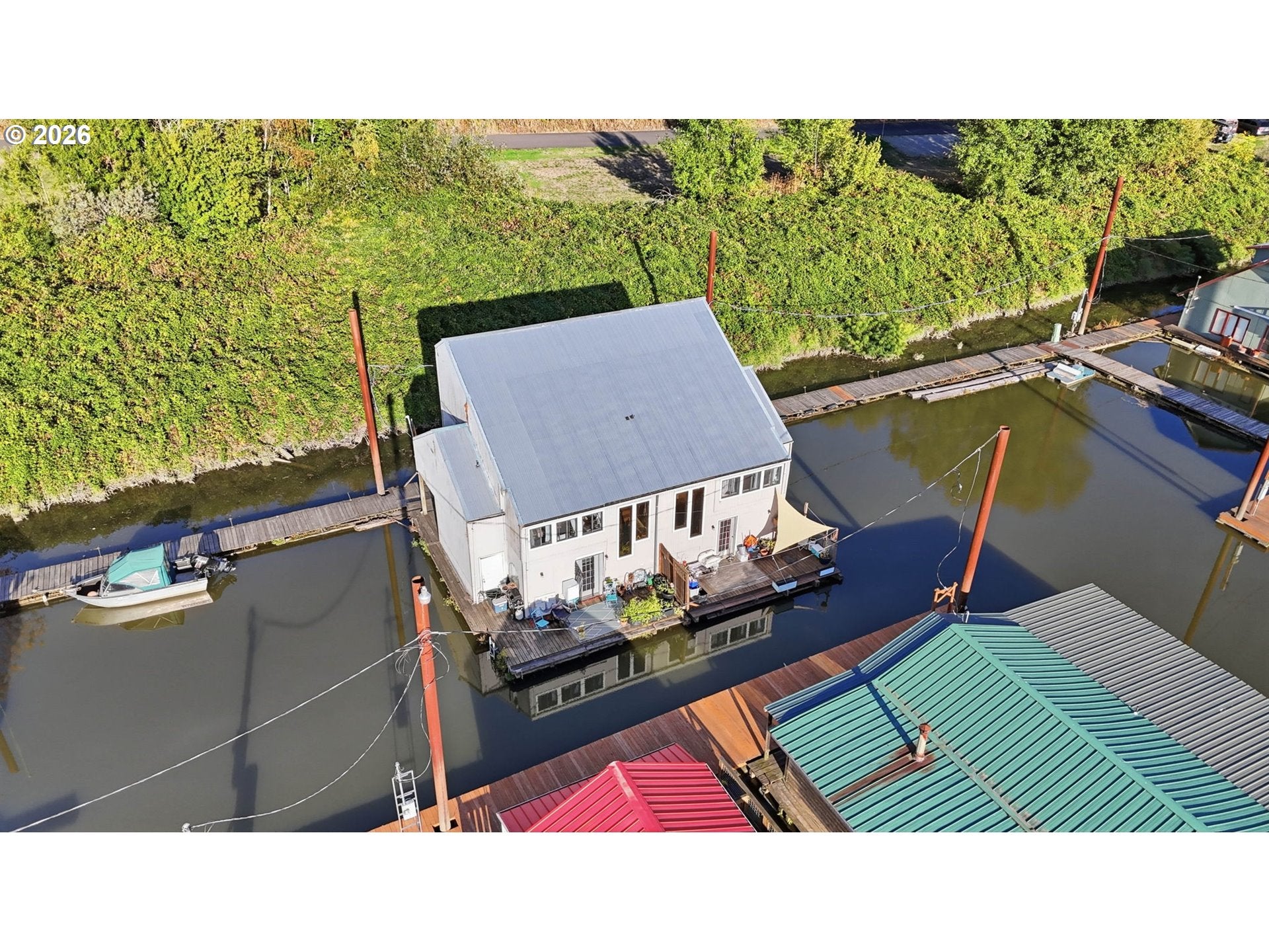 5 W MILL ST