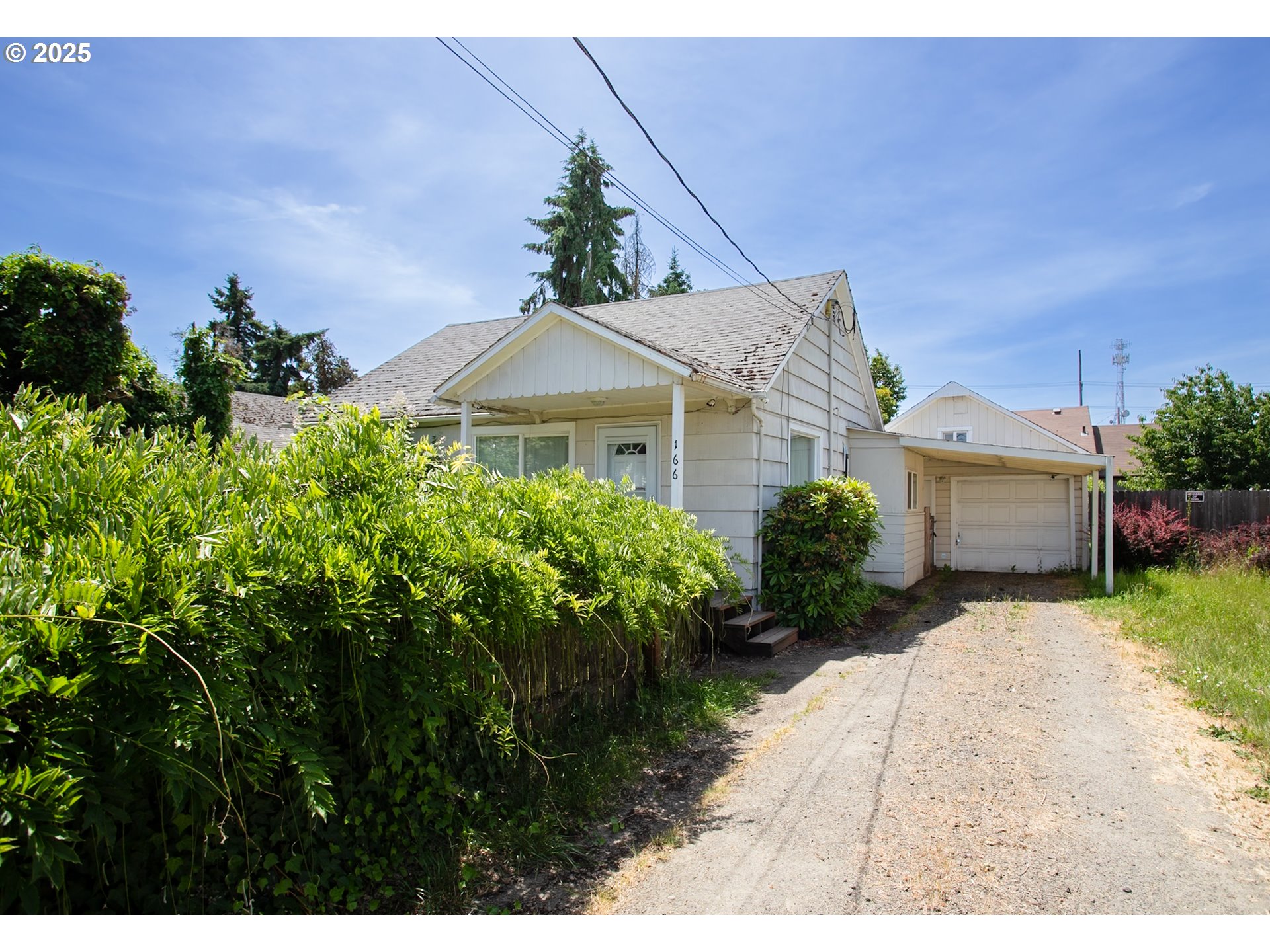 Photo 1 of 17 — 166 IOWA ST, Eugene, OR 97402