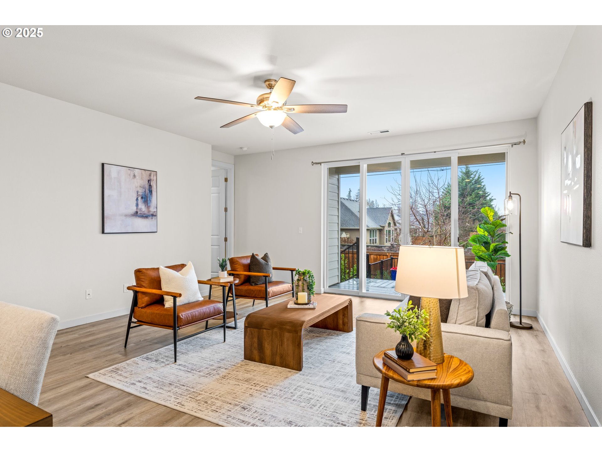 1547 N RIVER ALDER ST