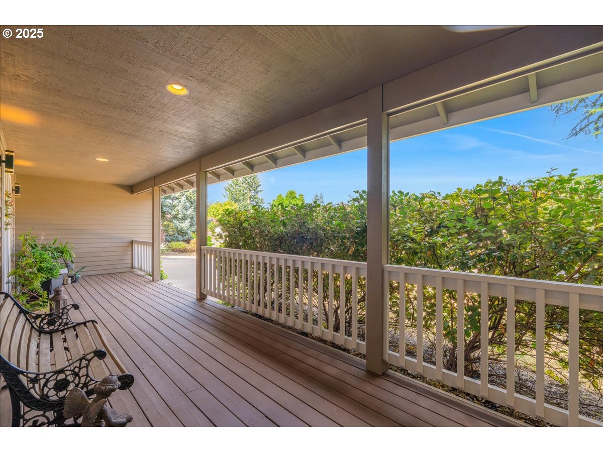 115 NE 39TH AVE