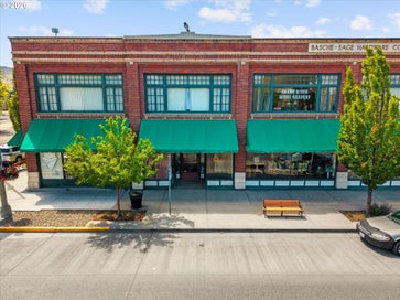 2101 MAIN ST Baker City OR 97814