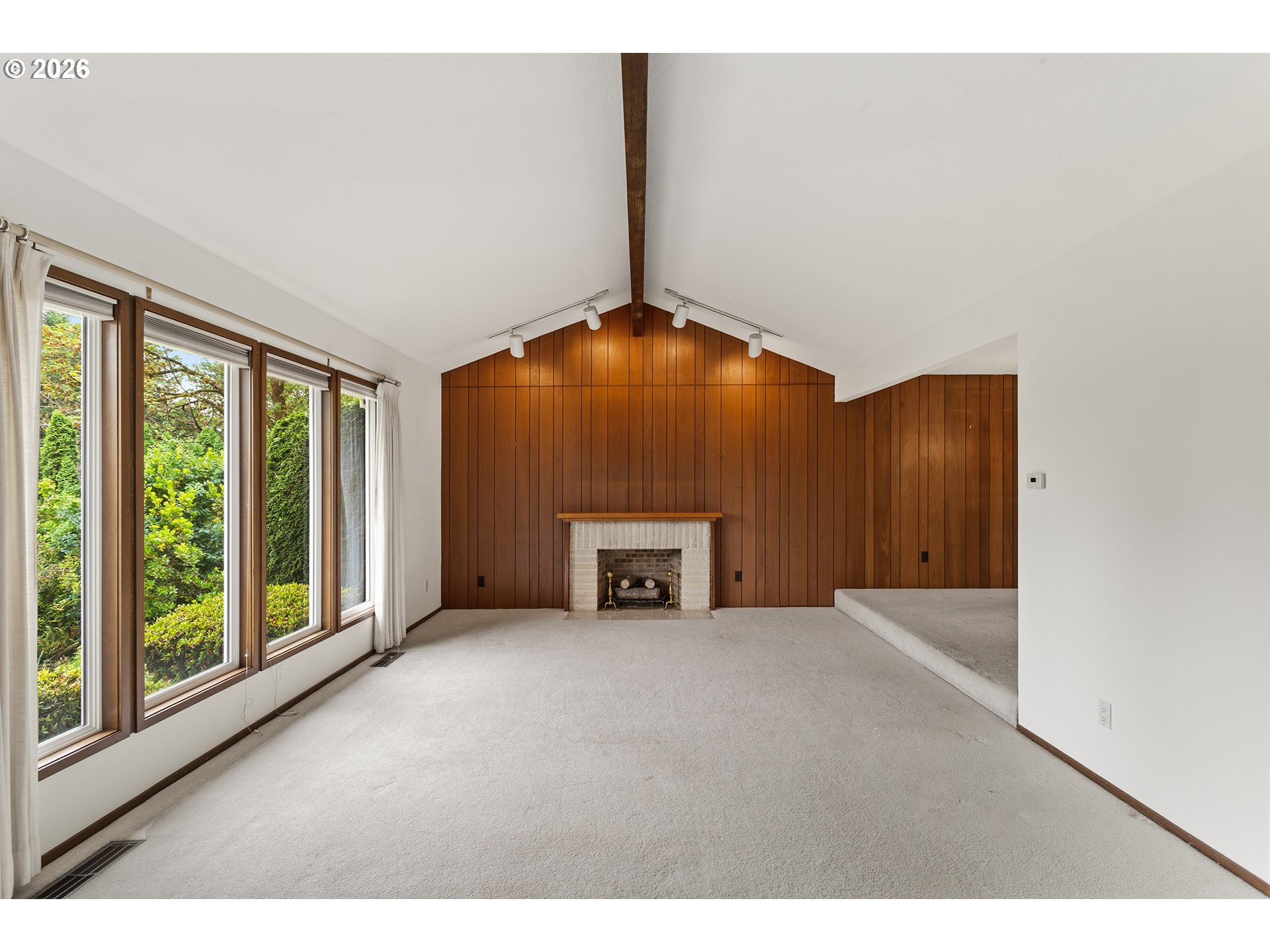 9 TANGLEWOOD DR
