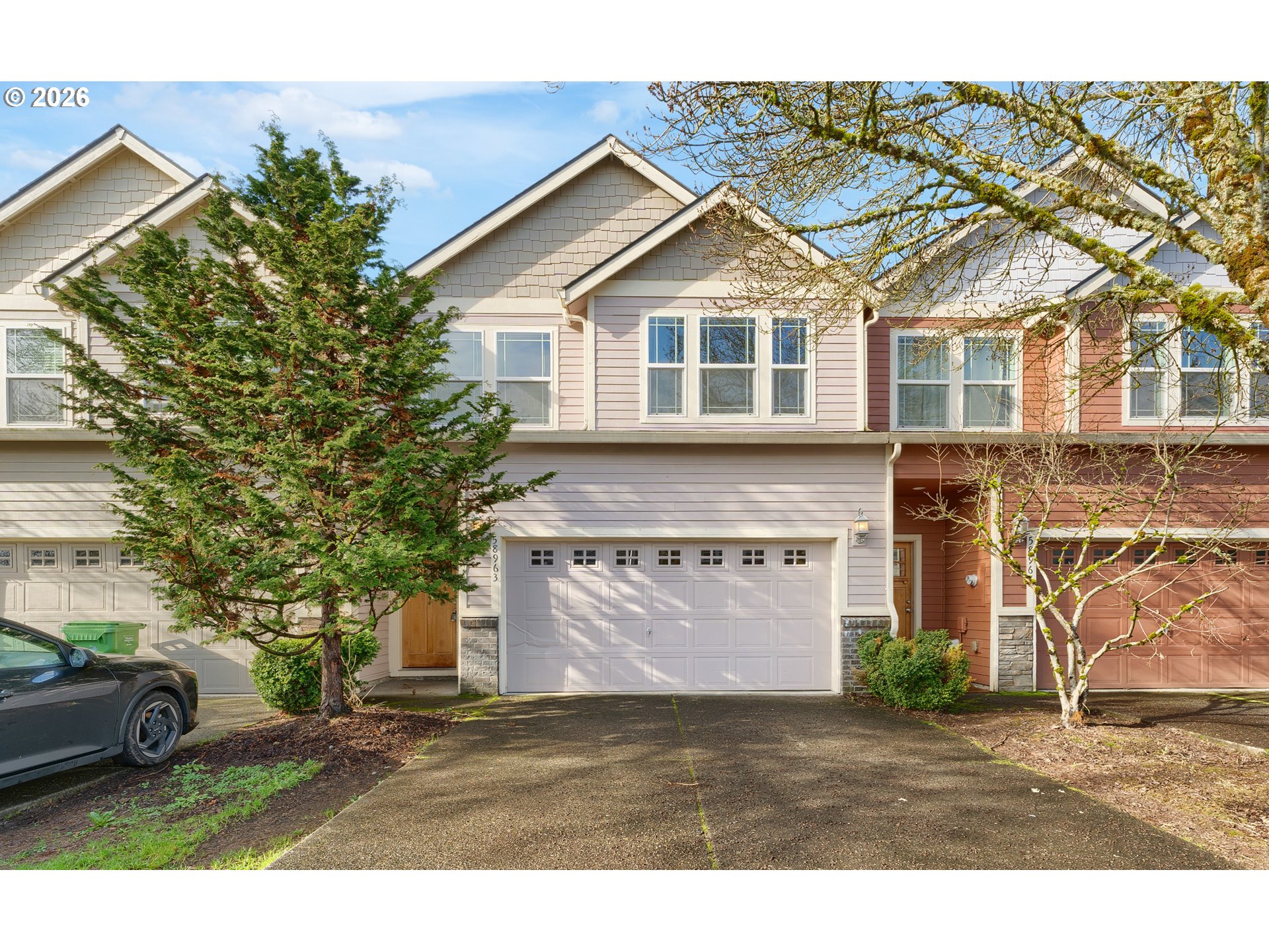 Photo 1 of 39 — 58963 GREENBRIER LOOP, St Helens, OR 97051