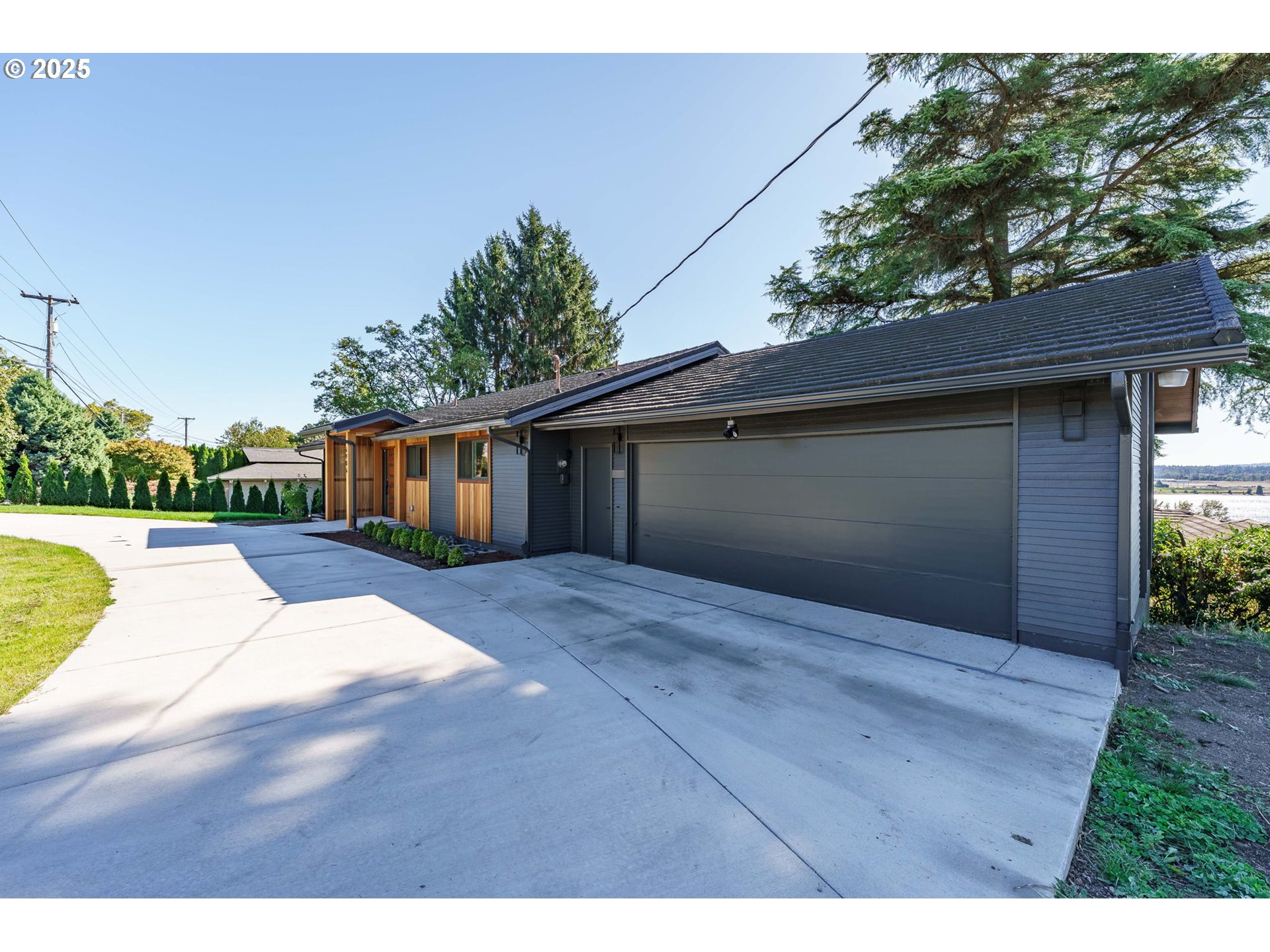 6905 SE EVERGREEN HWY