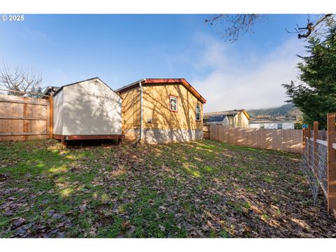 A home in Myrtle Creek