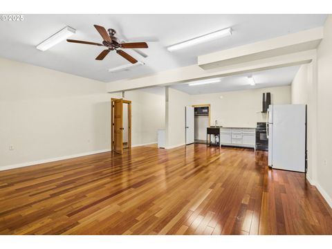 Tiny photo for 156 Wetleau Dr, Lowell, OR 97452 (MLS # 333812314)