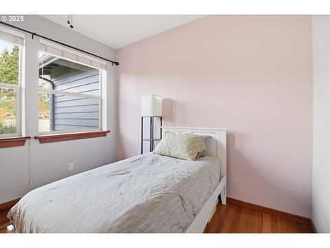 Tiny photo for 156 Wetleau Dr, Lowell, OR 97452 (MLS # 333812314)