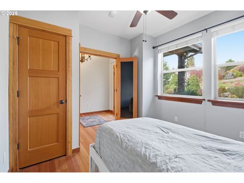 Tiny photo for 156 Wetleau Dr, Lowell, OR 97452 (MLS # 333812314)