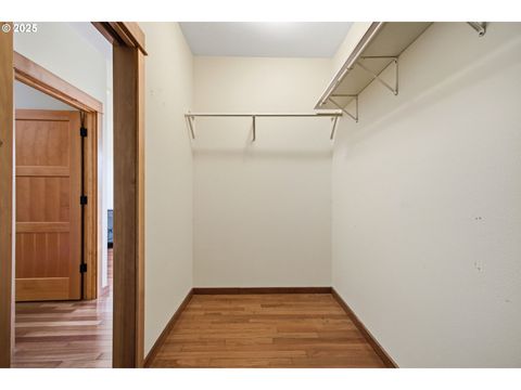 Tiny photo for 156 Wetleau Dr, Lowell, OR 97452 (MLS # 333812314)