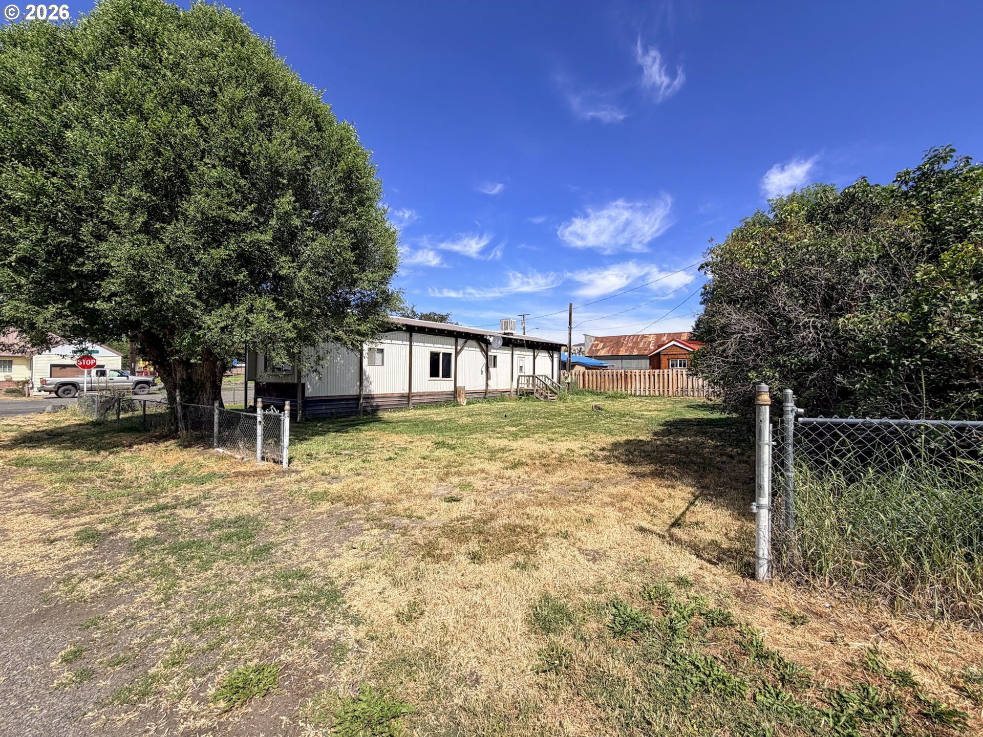 153 SW Kilbourne ST