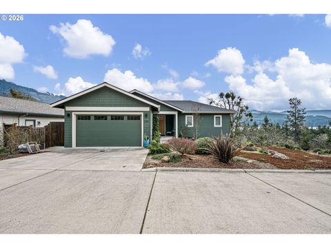 530 SUNRIDGE LN Lowell OR 97452