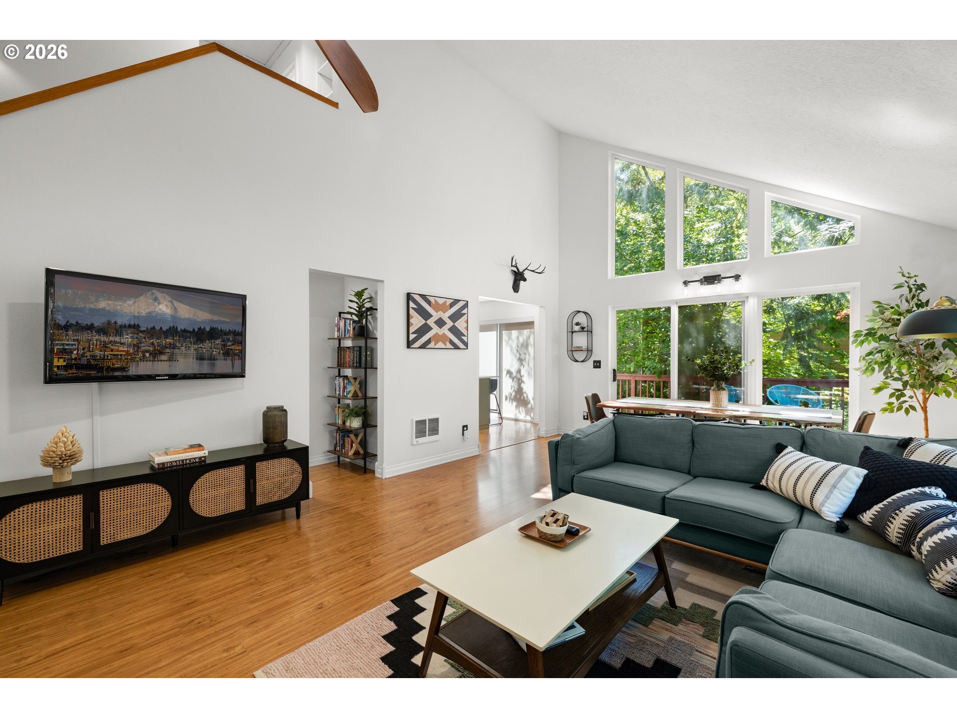 64785 E SANDY RIVER LN