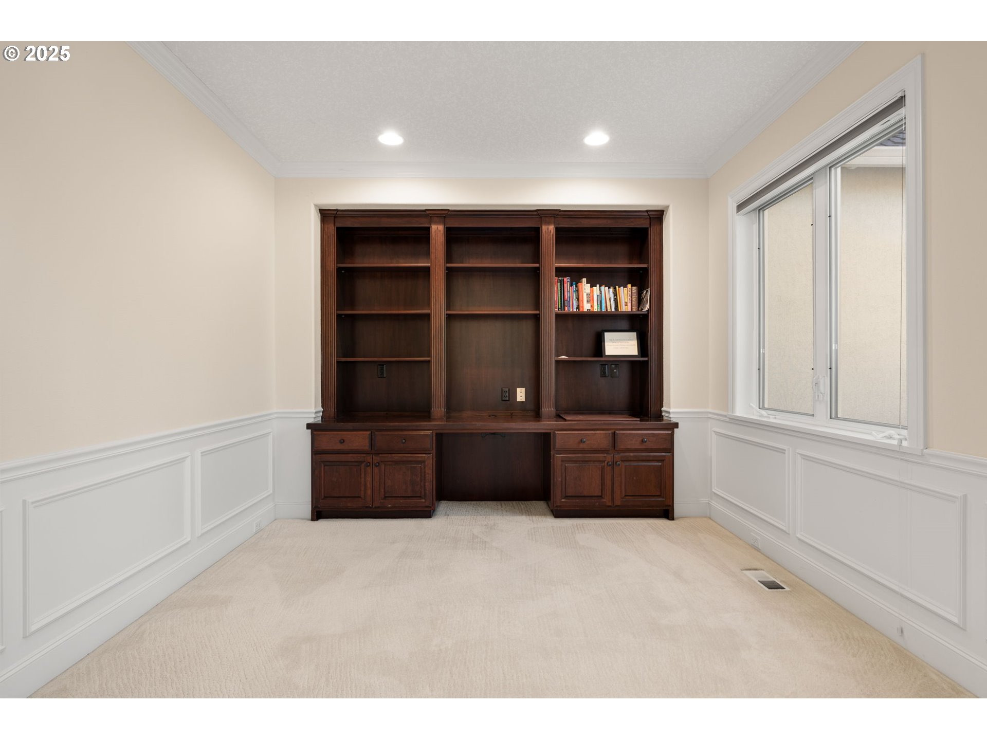 14405 NW VALLEY VIEW LN