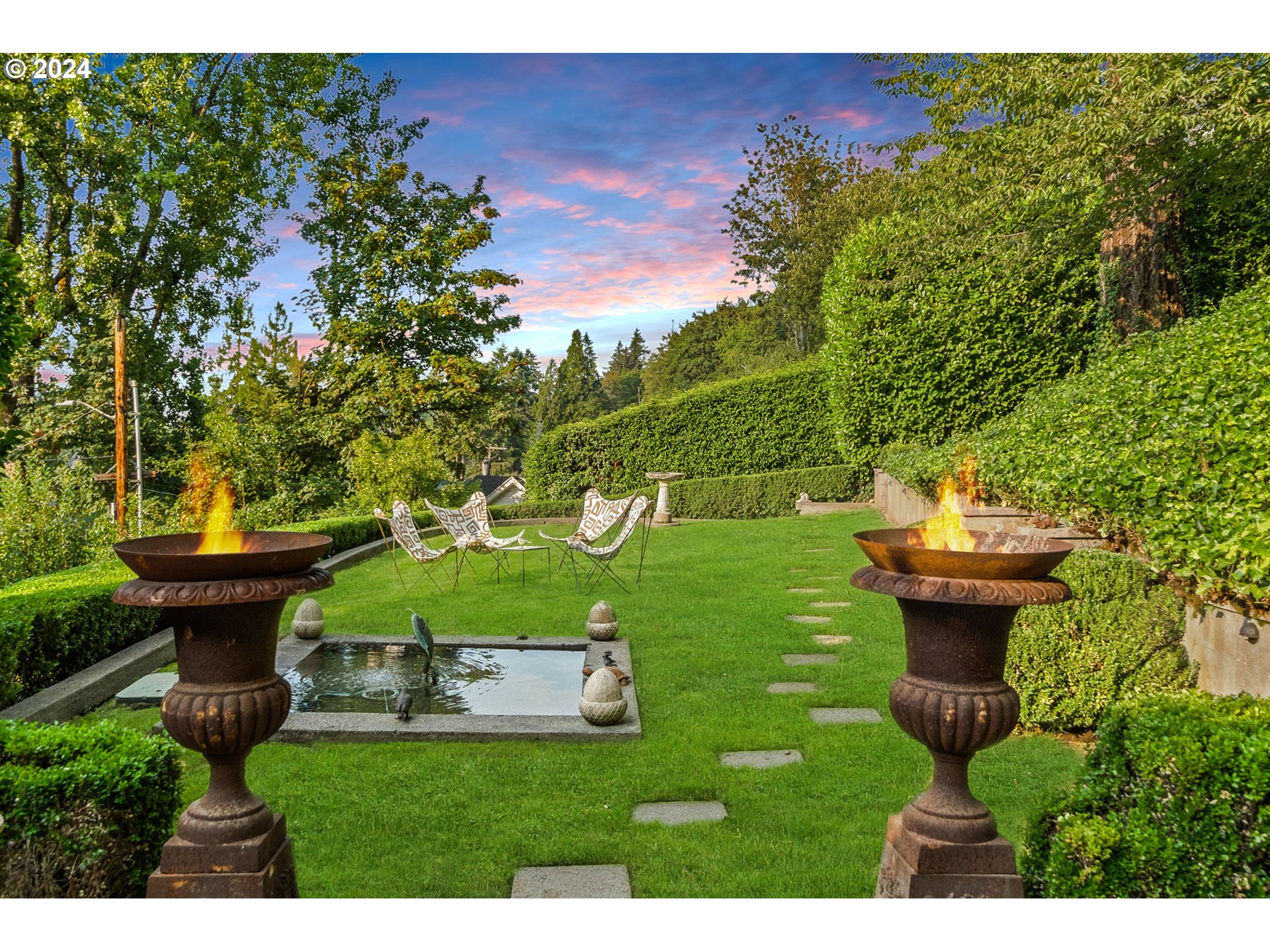 2934 SW MONTGOMERY DR