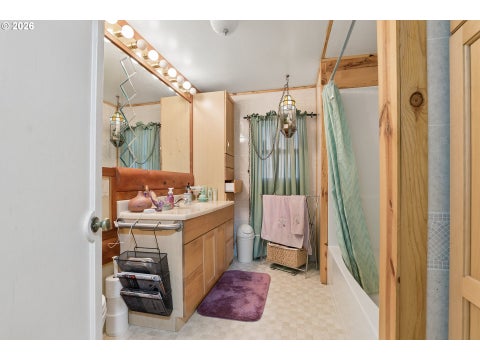 Tiny photo for 47947 W Commercial St, Oakridge, OR 97463 (MLS # 265540494)