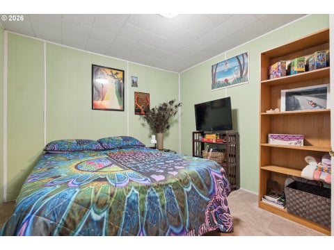 Tiny photo for 47947 W Commercial St, Oakridge, OR 97463 (MLS # 265540494)