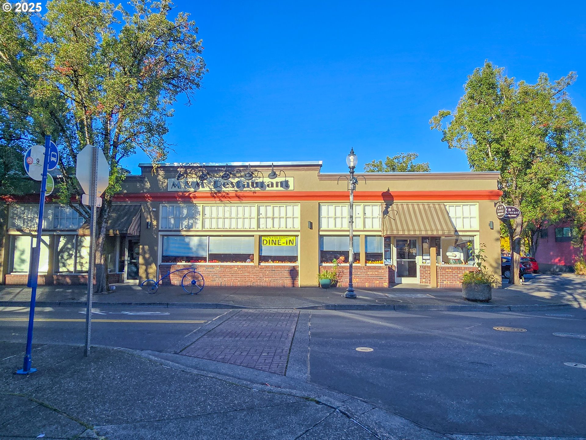 129 N MAIN AVE