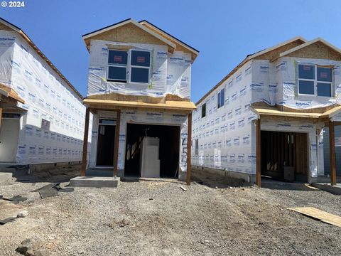 A home in Newberg