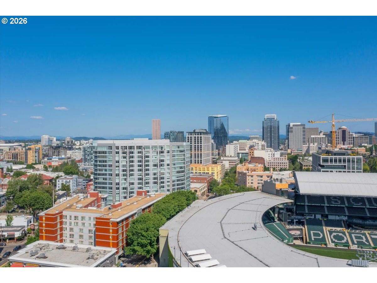 1926 W BURNSIDE ST 512