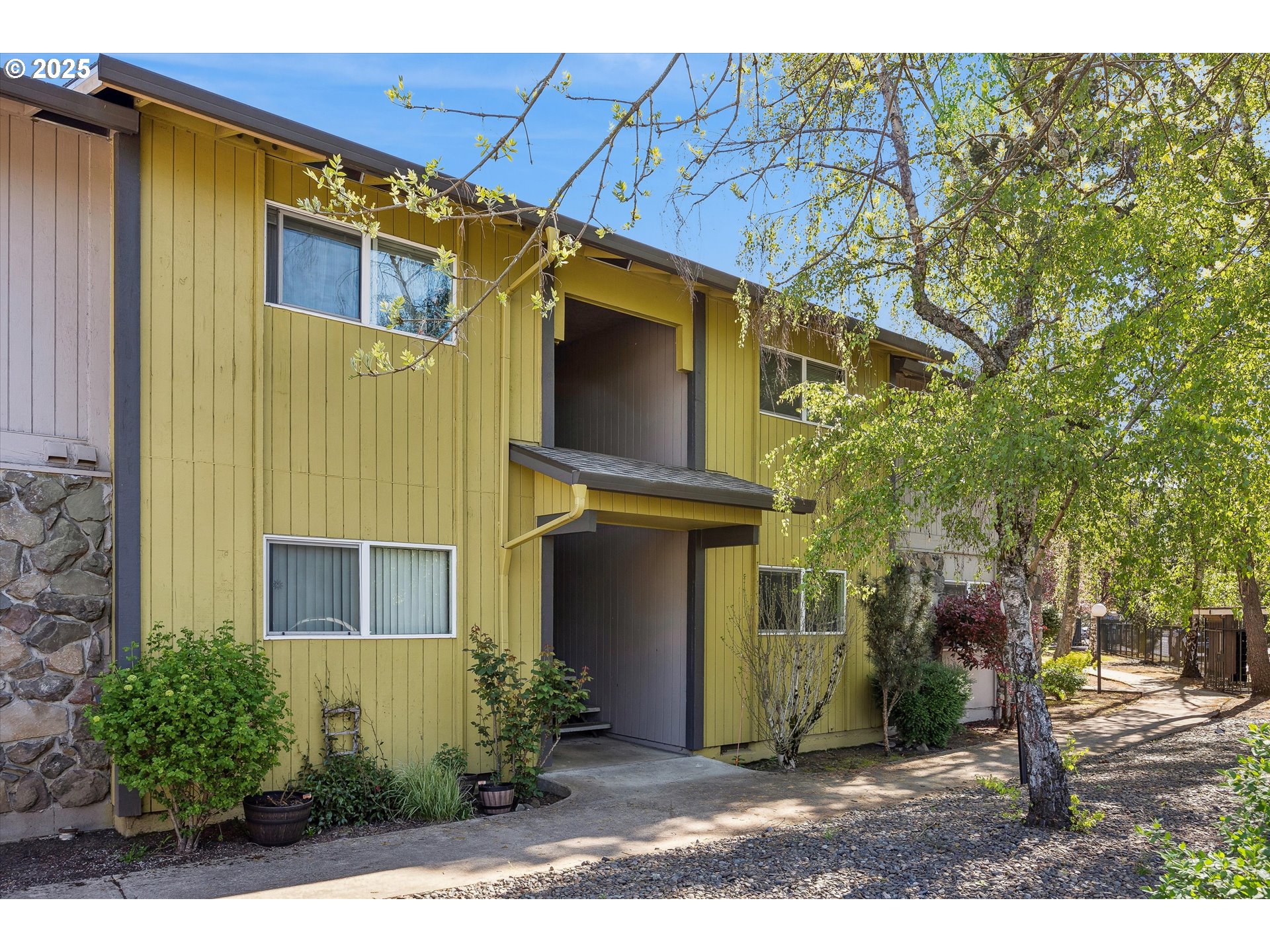 6755 SW TERRI CT