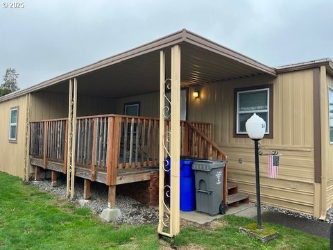 16901 SE DIVISION ST Portland OR 97236