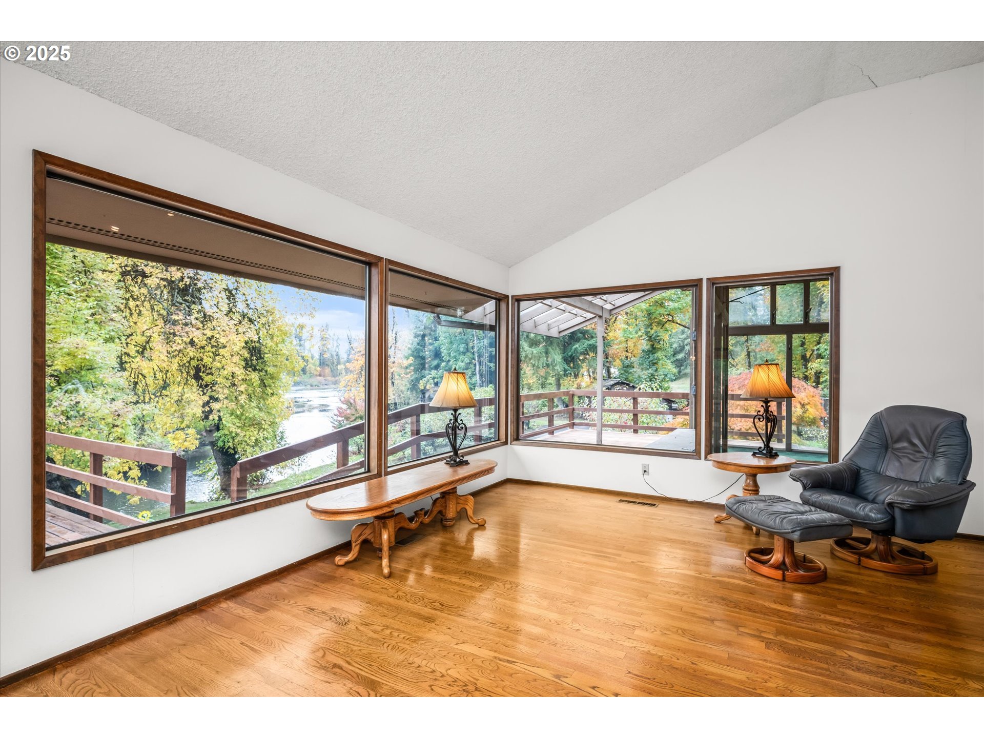 35012 MCKENZIE VIEW DR