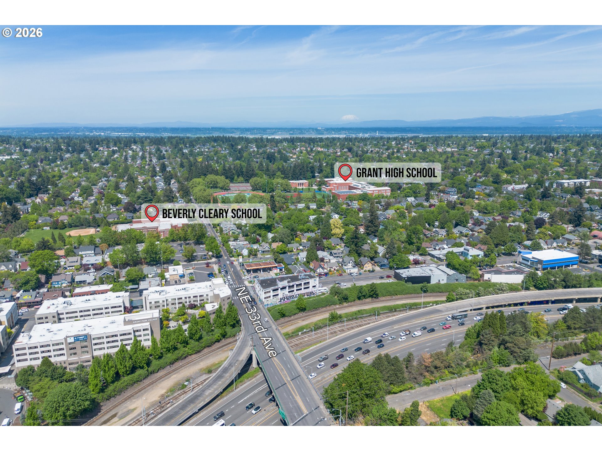 NE Clackamas ST