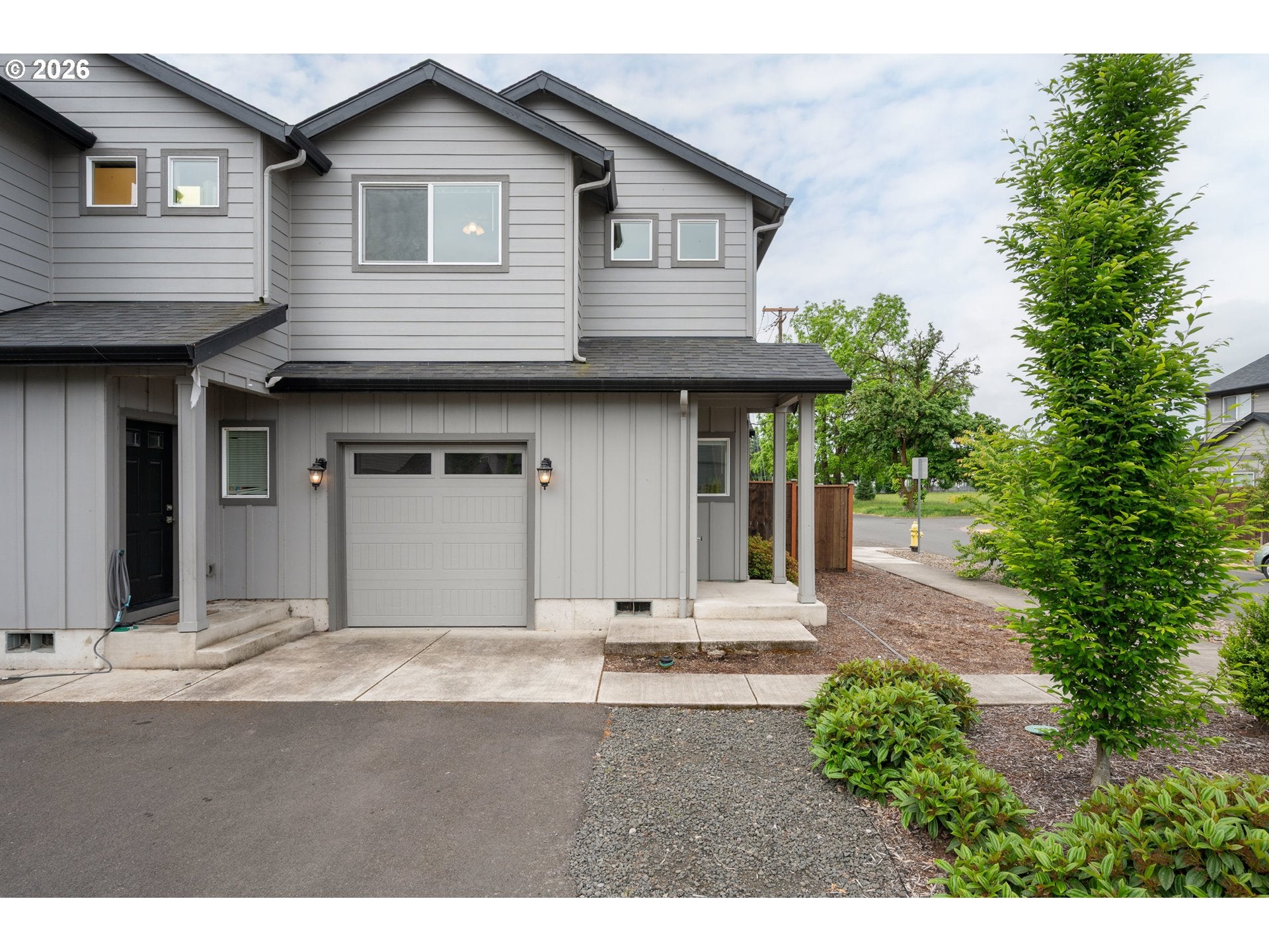 2519 JUSTINE LN