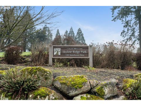 A home in West Linn