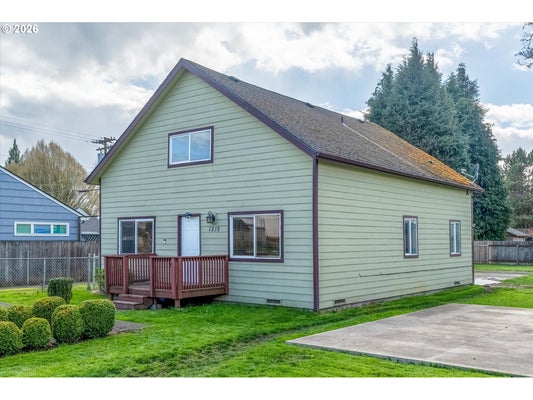 1215 30TH AVE, LONGVIEW, WA 98632 - Image 231b13cf2808359bcf26dfd39ebd7e77/3501930223