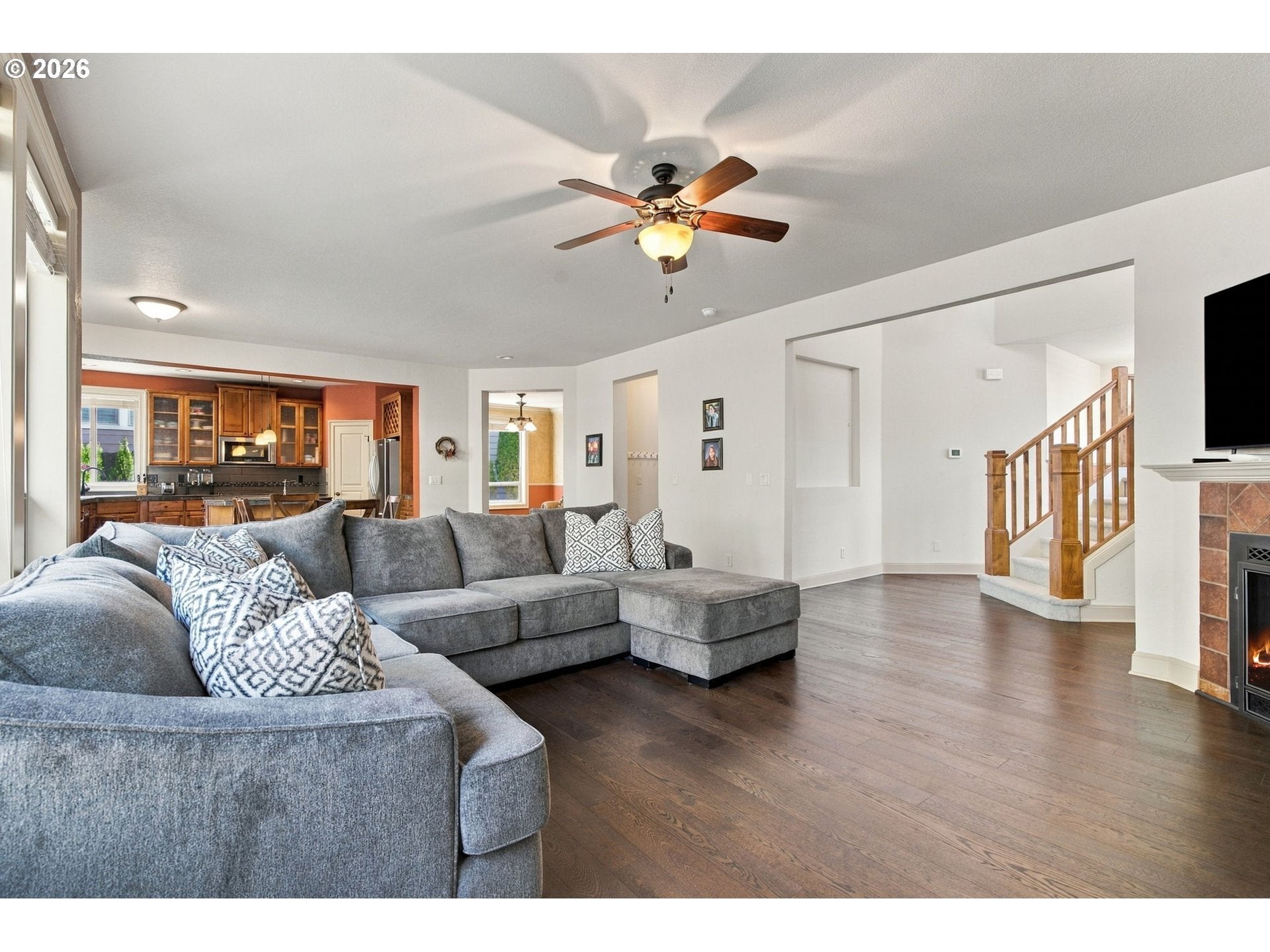 39583 WALL ST