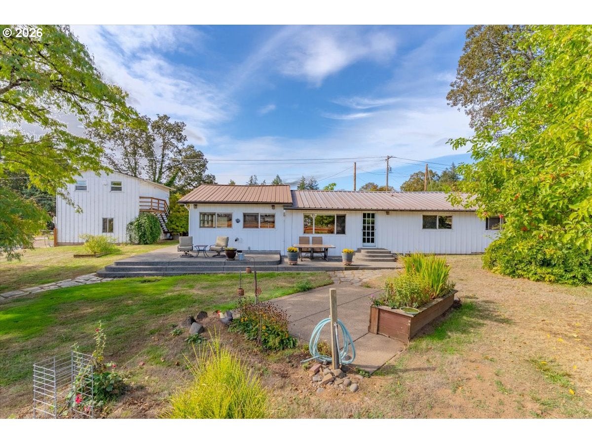 19161 SW TILE FLAT RD