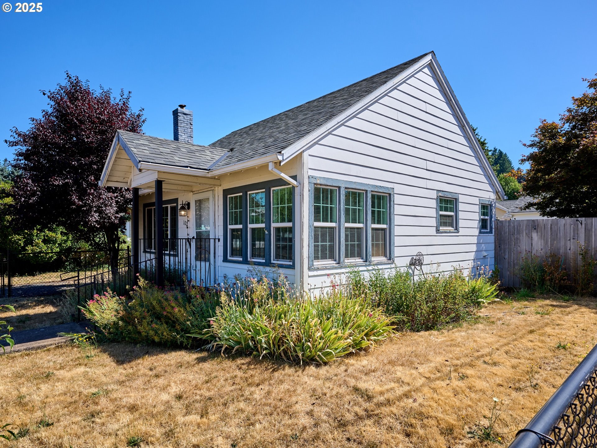 219 E 1ST AVE
