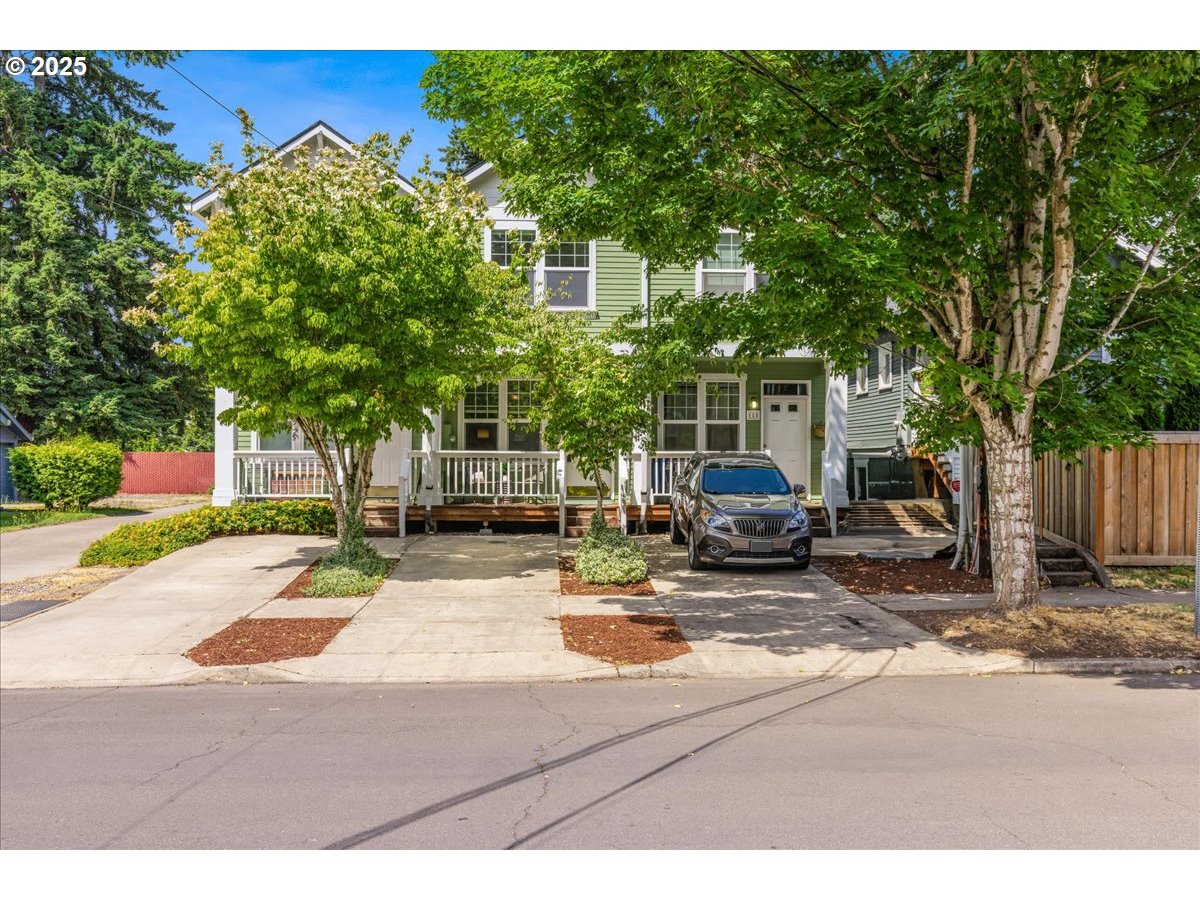 121 SE 8TH AVE