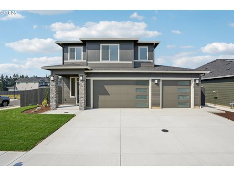 Photo of 1101 N 44th Pl, Ridgefield, WA 98642 (MLS # 526986060)