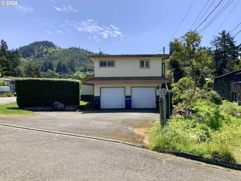 A home in Gold Beach