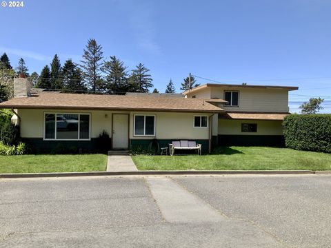 A home in Gold Beach