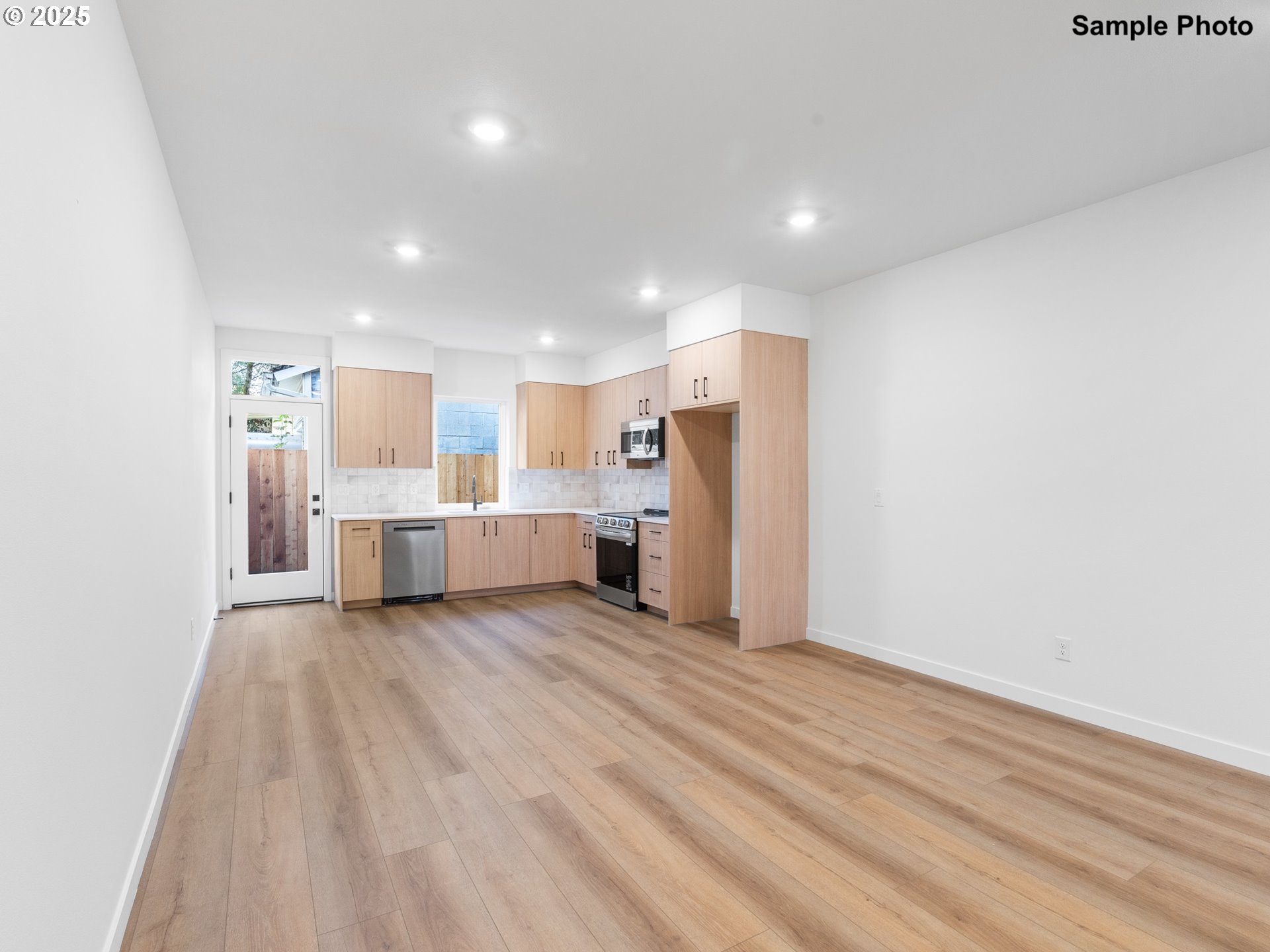3839 N Willis BLVD 2
